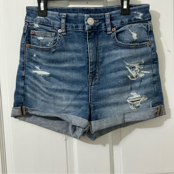 American eagle Curvy High Rise Shortie Distressed Denim Shorts Size 2 - Picture 1 of 3